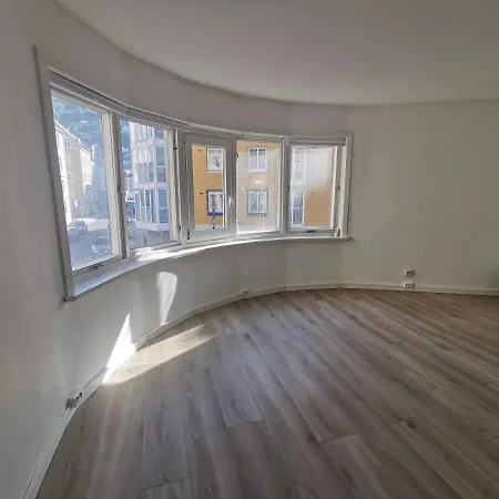 Apartamento Leilighet 80 Kvm. Sentrum